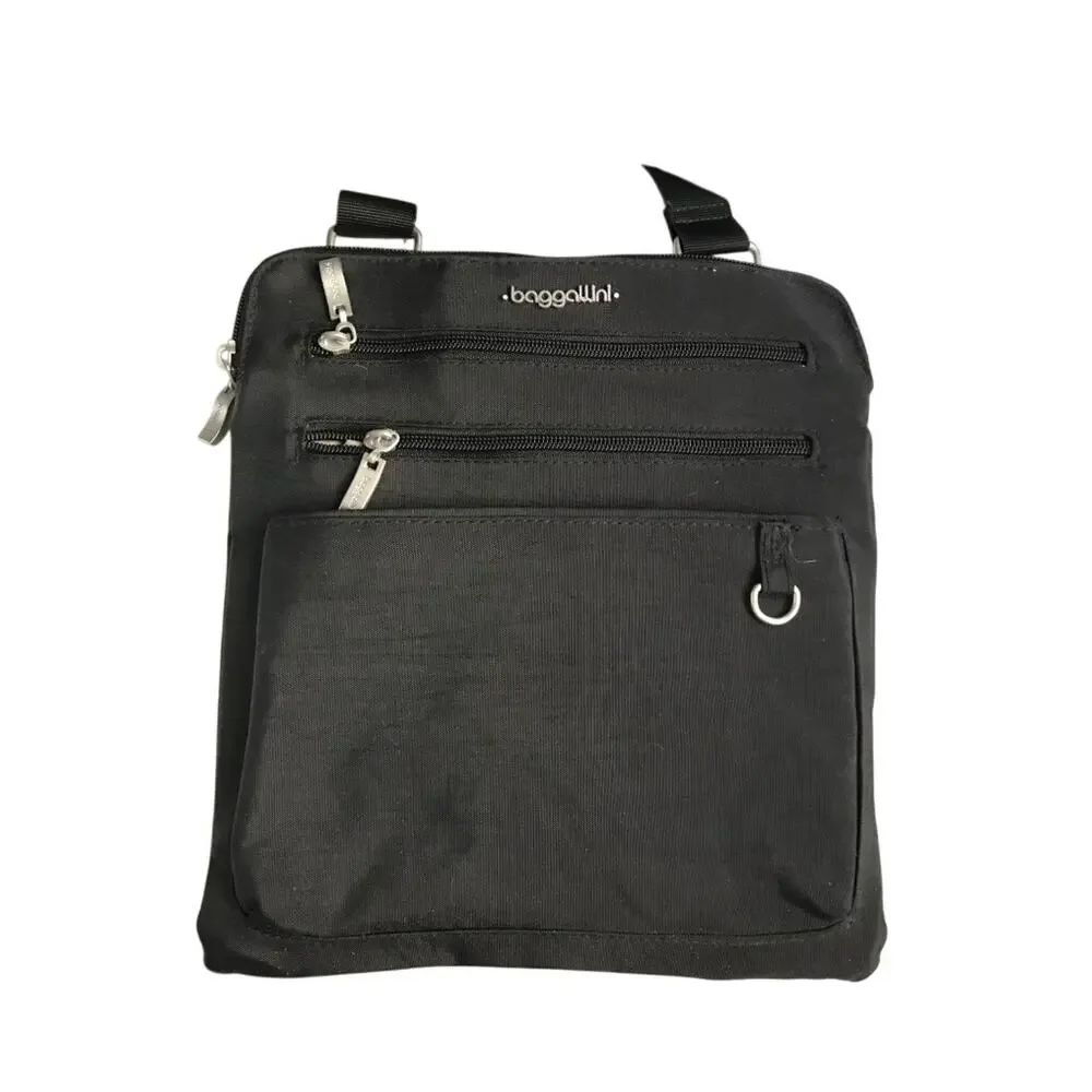 Baggallini NWT Black Crossbody Bag Lightweight Travel Purse RFID Organizer